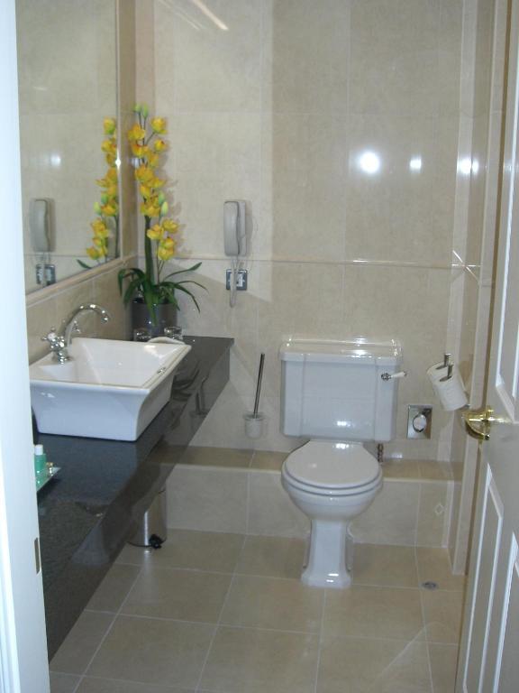 Maudlins House Hotel Naas Room photo