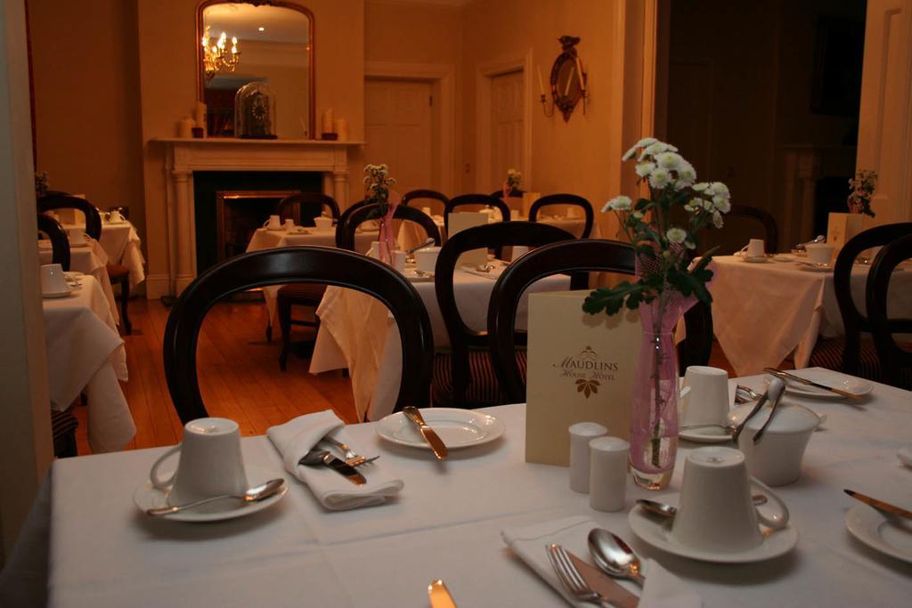 Maudlins House Hotel Naas Exterior photo